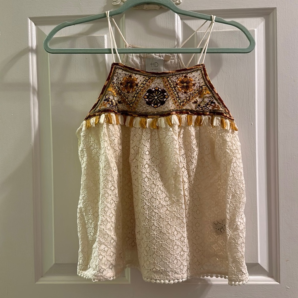 Anthropologie embroidered tank with lace bottom